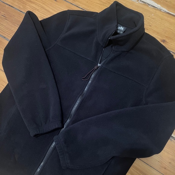 Men's Black Fleece ~ Zip Down front ~ NEW Condition ~ LARGE - Picture 2 of 5